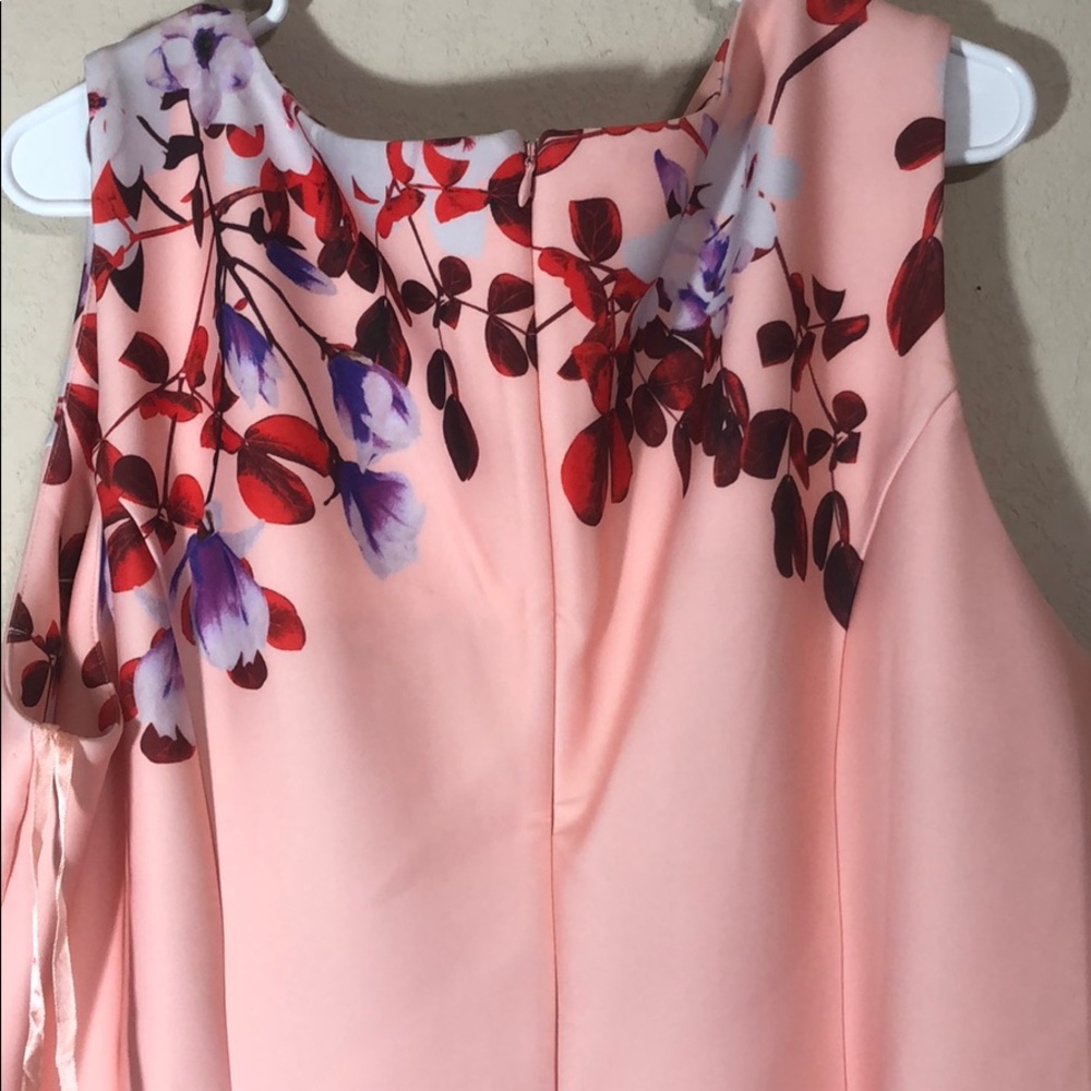 TAHARI FLORAL DRESS - Picture 5 of 5